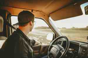 Best Side Jobs that Truck Drivers Can Do for Extra Money